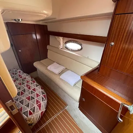 Bådhotel Excelente Mini Yate *