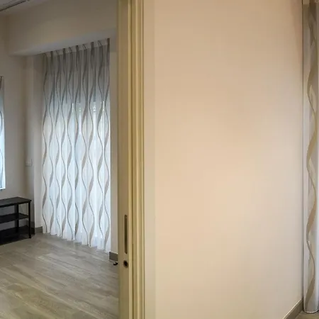 Mimi's In En Corts Апартаменты *