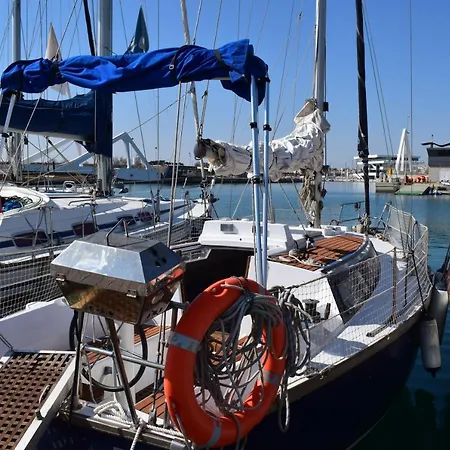 Πλωτό κατάλυμα Velero En Puerto Mar -e&m Boats