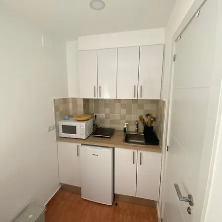 Con Cocina Y Bano Privado De Temporada Vacaciones Largas Long Desde 11 Noches 아파트 발렌시아