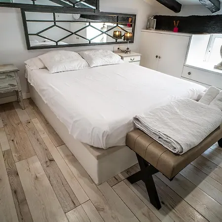 Atico Con Terraza Y Jacuzzi En El Centro Appartement