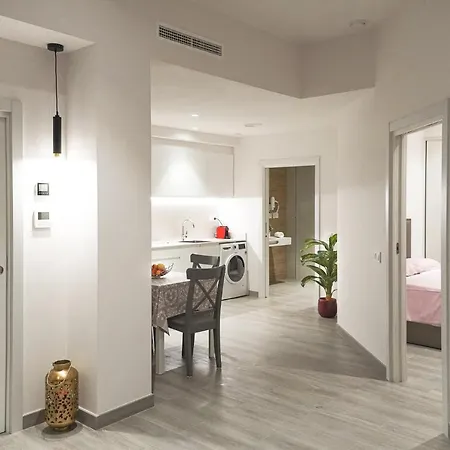 Mimi's In En Corts Valencia