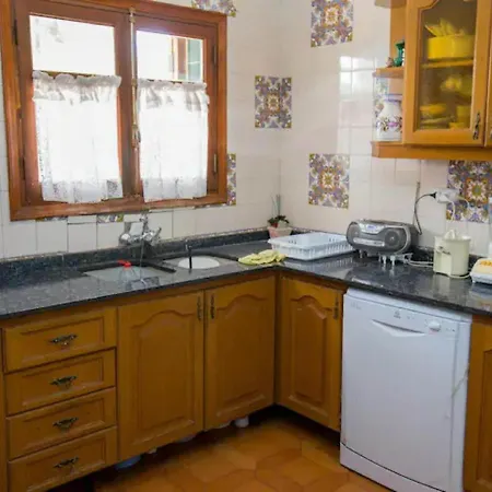 Near With Private Pool