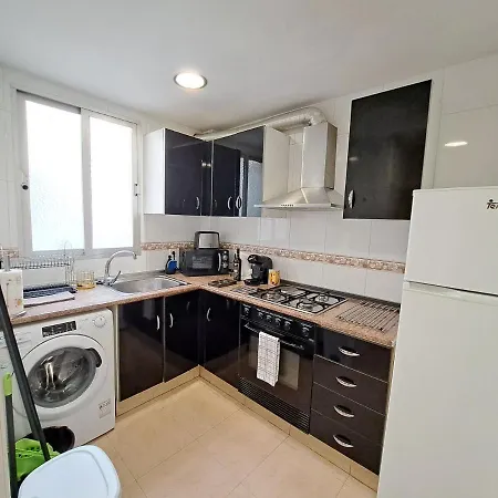 3 Bedroom Flat With Wifi فالنسيا