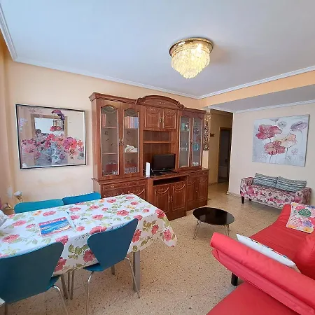 3 Bedroom Flat With Wifi * Valência