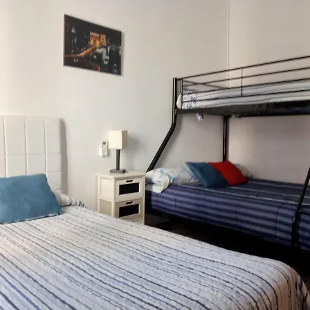 Lola Encorts * バレンシア