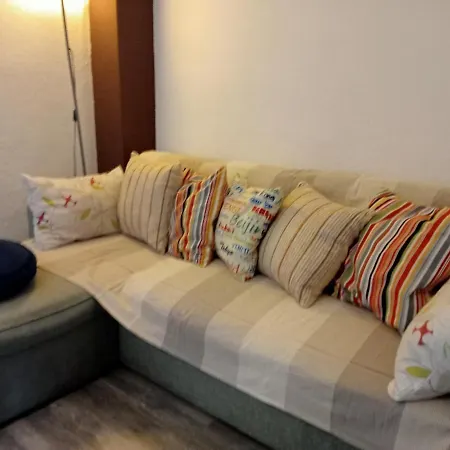 Apartment Lola Encorts