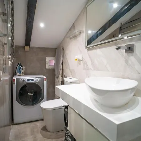 Atico Con Terraza Y Jacuzzi En El Centro Appartement Valence