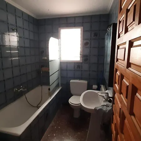 Near With Private Pool