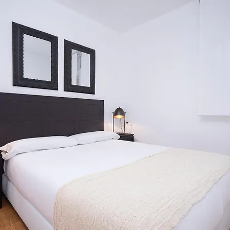 Luxury - Boutique Market Valenza