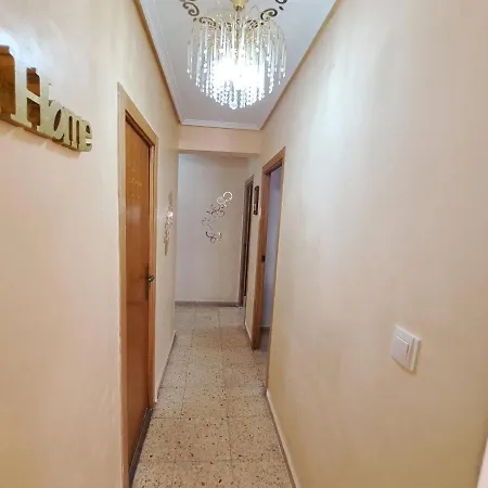 3 Bedroom Flat With Wifi *