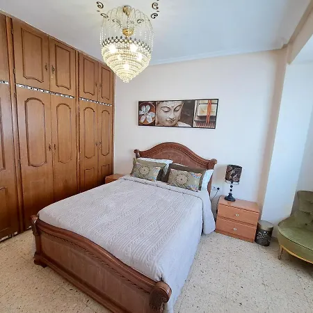 3 Bedroom Flat With Wifi شقة فالنسيا