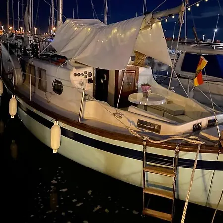Velero Menorquin Con Encanto *