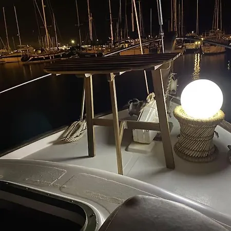 Velero Menorquin Con Encanto Valencia