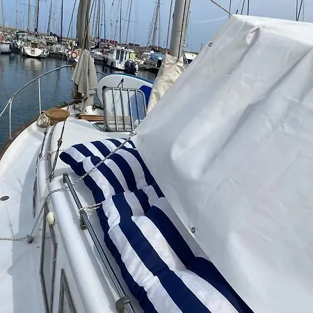 Πλωτό κατάλυμα Velero Menorquin Con Encanto Βαλένθια