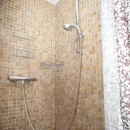 Grand Villa Valencia - 8 min to Center by Metro * Valencia