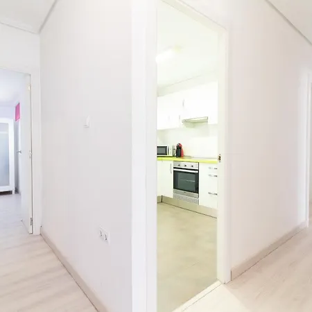 Global Properties, De 4 A 100 M De La Playa Apartment Sagunto