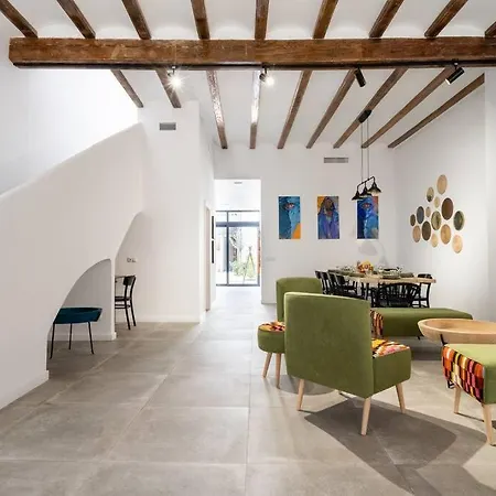 Maison Avec Piscine A *