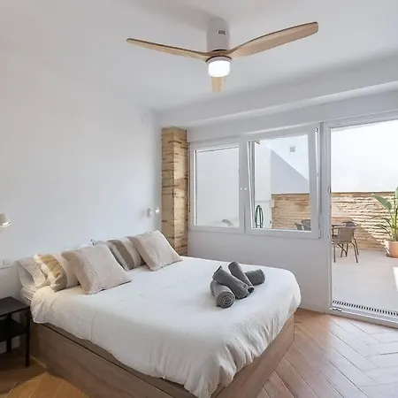 Beautiful Restored House With Terrace *