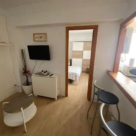 Arts And Sciens Museum/beach *