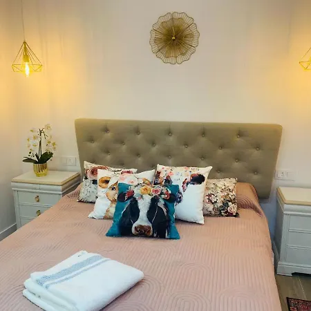 Marin Malvarrosa شقة