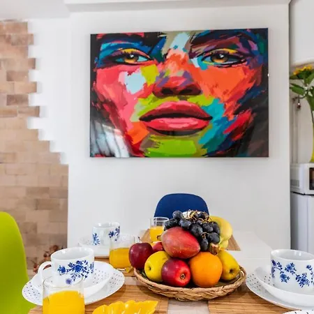 Grand Villa Valencia - 8 min to Center by Metro