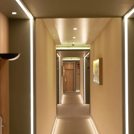 Dwo Отель 4*