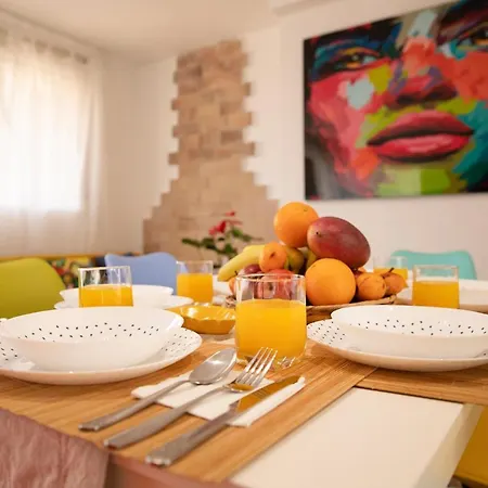 Grand Villa Valencia - 8 min to Center by Metro Valencia