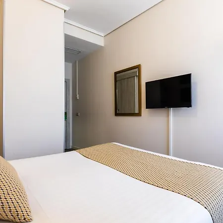 Sweet Continental Hotel
