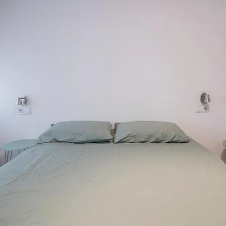 Cozy Duplex 1 Step To City Center Selfcheckin! * Valencia