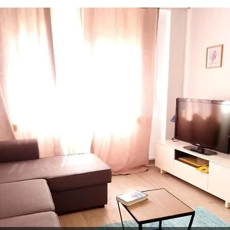 Malvarrosa Familiar 2* Valensiya