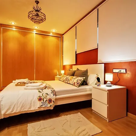 Penthouse Duplex In A 4 Floors Spanish House -8 Min To Center By Metro Валенсия