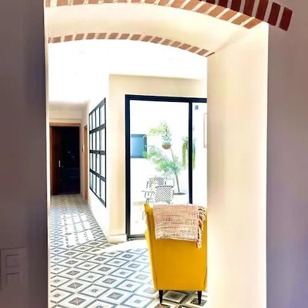 Casa Mediterranea- Les Mil I Nits *