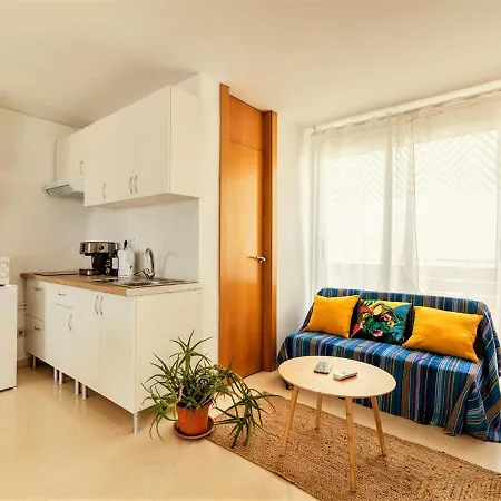 Penthouse Duplex In A 4 Floors Spanish House -8 Min To Center By Metro Appartement *