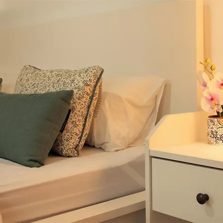 Penthouse Duplex In A 4 Floors Spanish House -8 Min To Center By Metro * Valencia