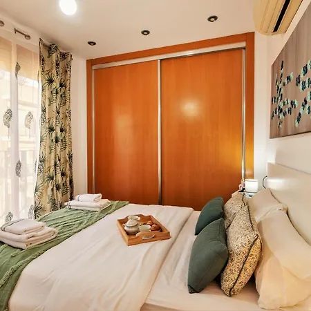 Apartment Penthouse Duplex In A 4 Floors Spanish House -8 Min To Center By Metro