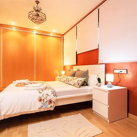 Appartement Penthouse Duplex In A 4 Floors Spanish House -8 Min To Center By Metro