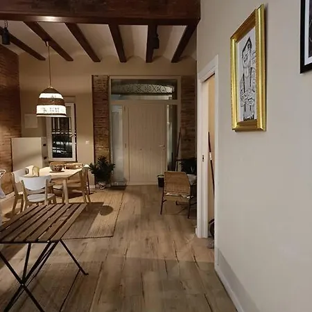 Lovely Flat In Lägenhet Valencia