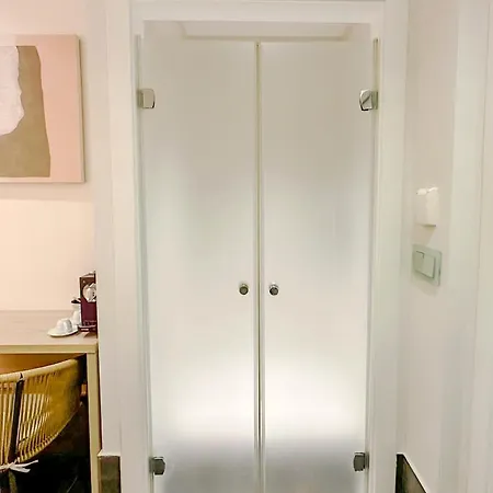 竞技场酒店 3*