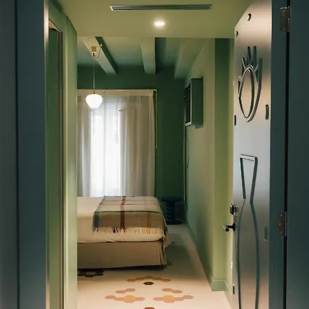 Casa Clarita 4* Валенсия
