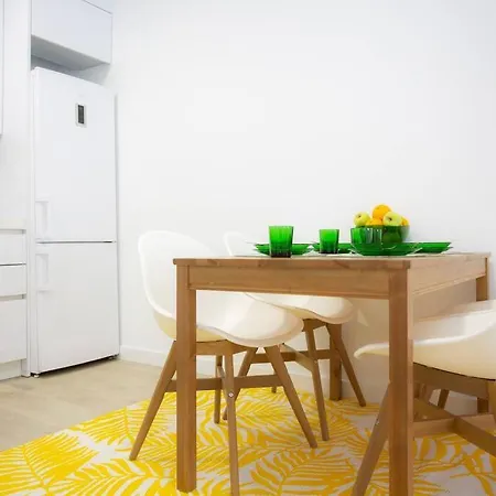 Elegante Apartamento Cerca De La Playa