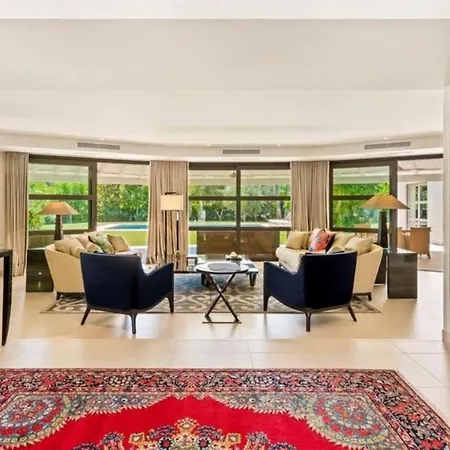 With Private Pool And Bbq For 14 People 度假居 瓦伦西亚