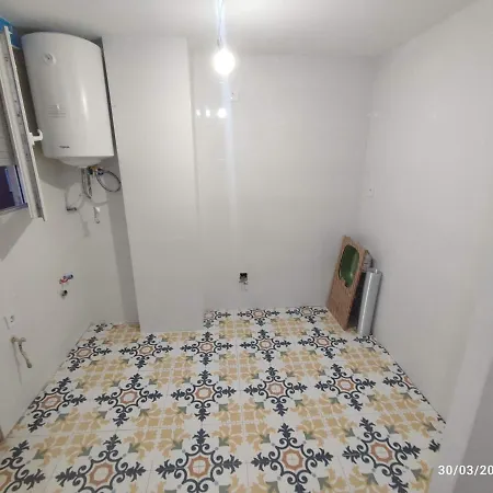 Bruno Rooms Rent - Arts And Science