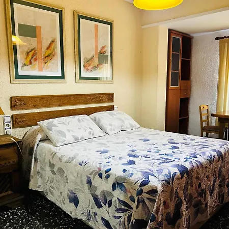 En Casa Quarto em Acomodações Particulares Valência