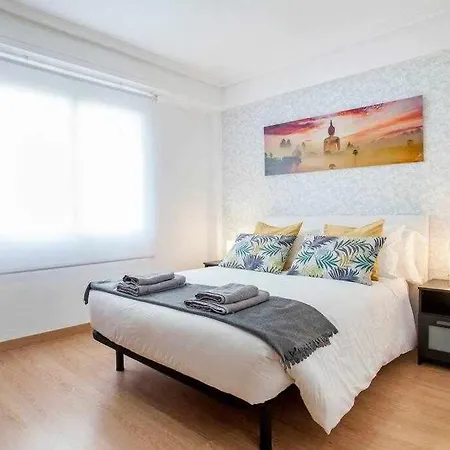 Reus, Lovely Flat Close To Center Apartament Walencja