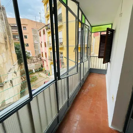 Con Balcon En El Centro Homestay Valencia