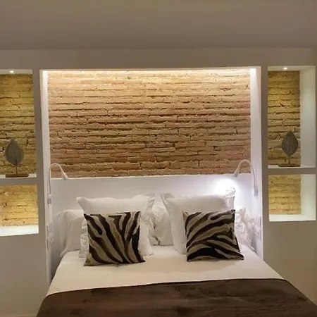 Guillem De Castro Apartment