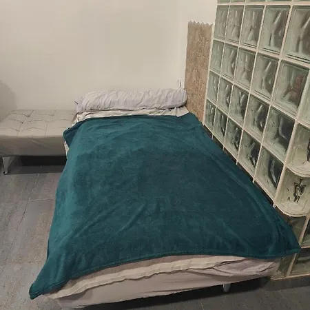 Turia Y Ciencias Lägenhet