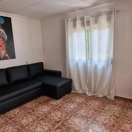 Relaxing In Natural Setting Apartment *