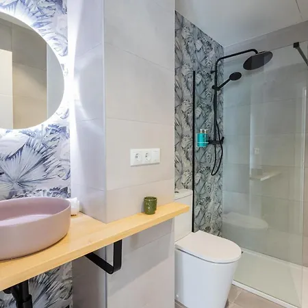 Florit Flats - The * Valence